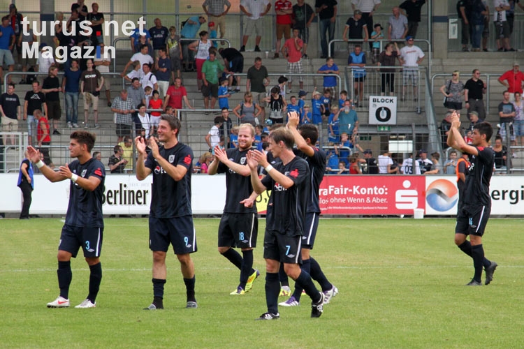 SV Babelsberg 03 feiert den 2:0-Sieg gegen Darmstadt 98