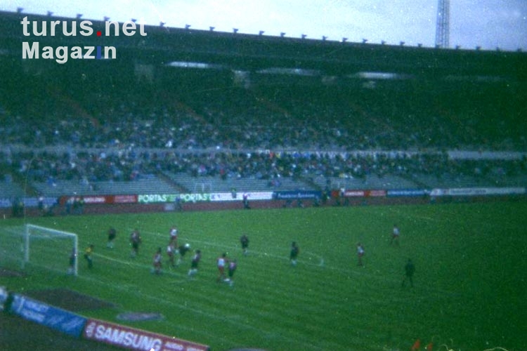 Waldstadion von Eintracht Frankfurt, Anfang der 90er Jahre