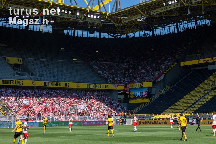 BVB U23 vs. Rot-Weiss Essen Spielfotos 13.08.2022