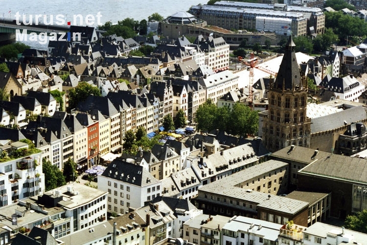Blick auf die Kölner Altstadt