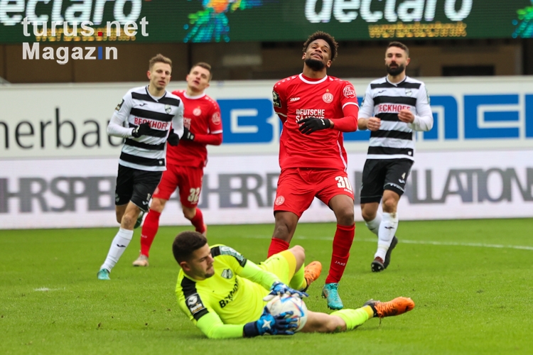 Niclas Thiede, Isiah Young SC Verl vs. Rot-Weiss Essen 21.01.2023