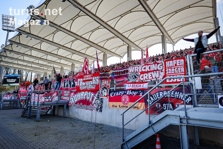Rot-Weiss Essen Fans in Saarbrücken 18.03.2023