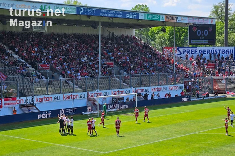 FC Energie Cottbus vs. FC Rot-Weiß Erfurt