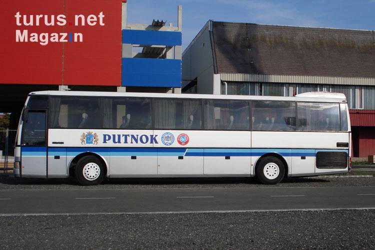 Mannschaftsbus des Putnok VSE (Ungarn)