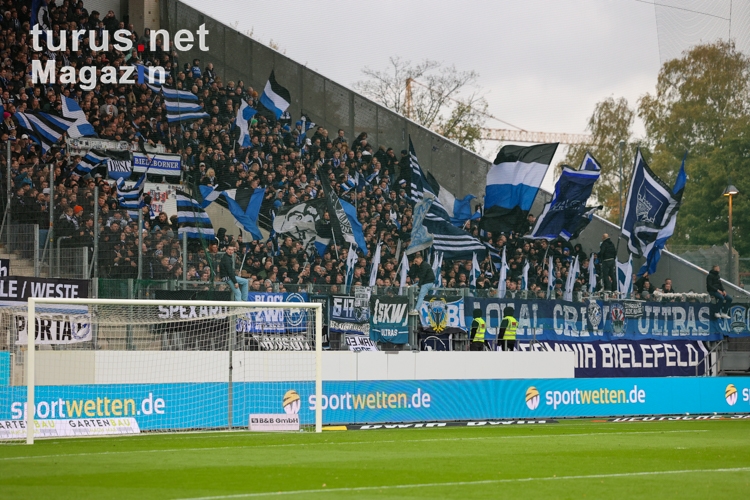 Arminia Bielefeld Fans in Essen 04.11.2023