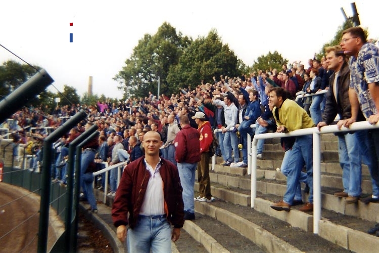 Zu Gast beim BFC Dynamo im Sportforum 1995)
