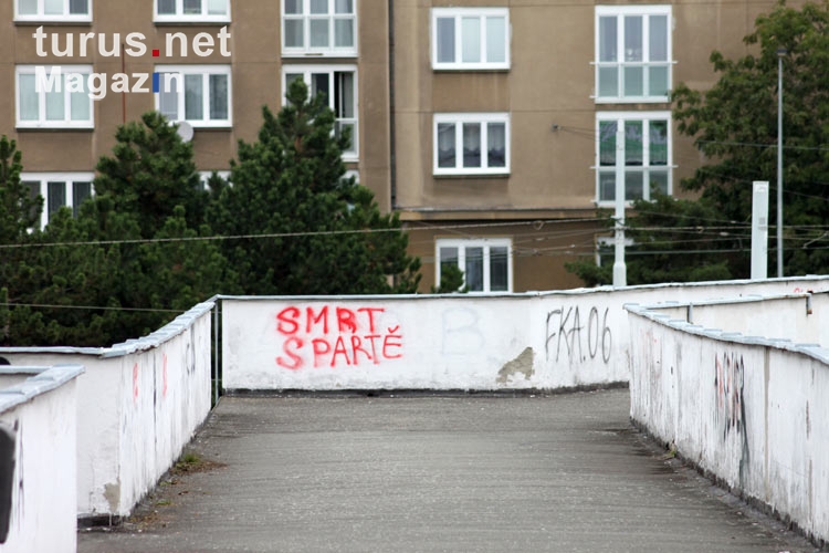 Smrt Sparte (Tod für Sparta), Graffiti in Prag