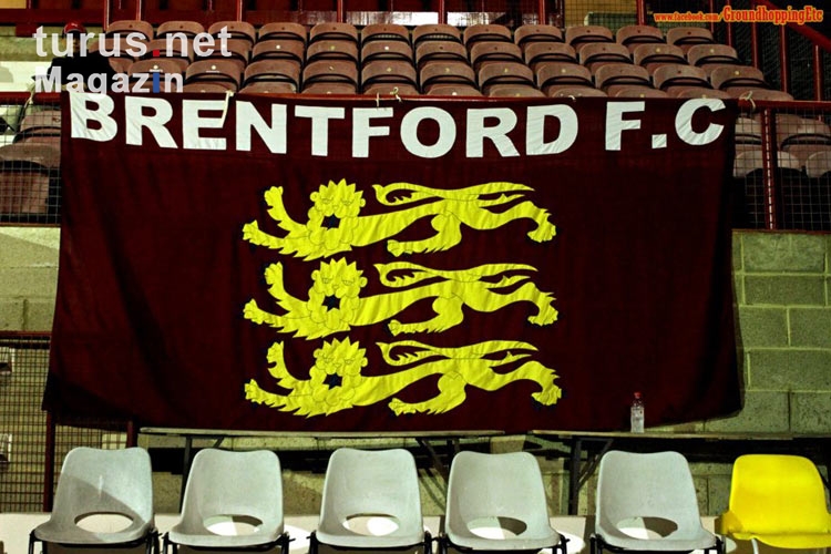 Der Griffin Park des Brentford FC (League One / 2012/13)