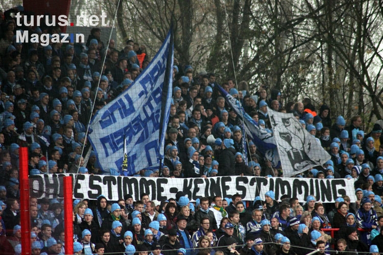 Fans des TSV 1860 München bei Union Berlin