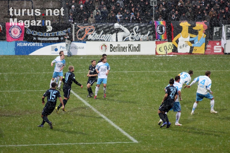 Schneeregen beim Spiel Babelsberg gegen CFC