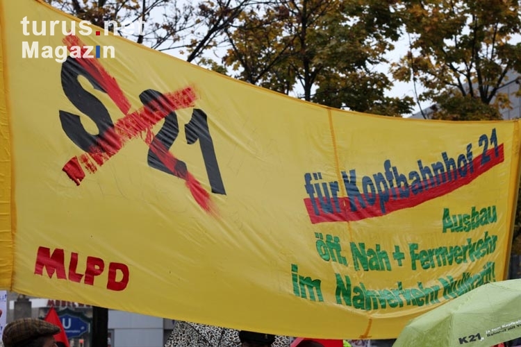 Transparent auf der Montagsdemo: Gegen Stuttgart 21