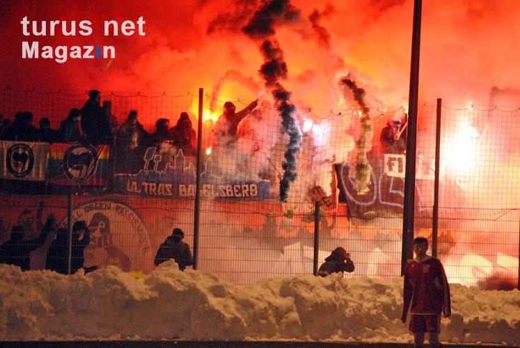 Pyrotechnik bei Babelsberg 03 gegen Partizan Minsk
