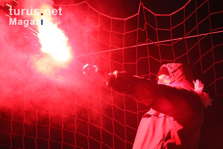 Pyrotechnik bei Babelsberg 03 gegen Partizan Minsk