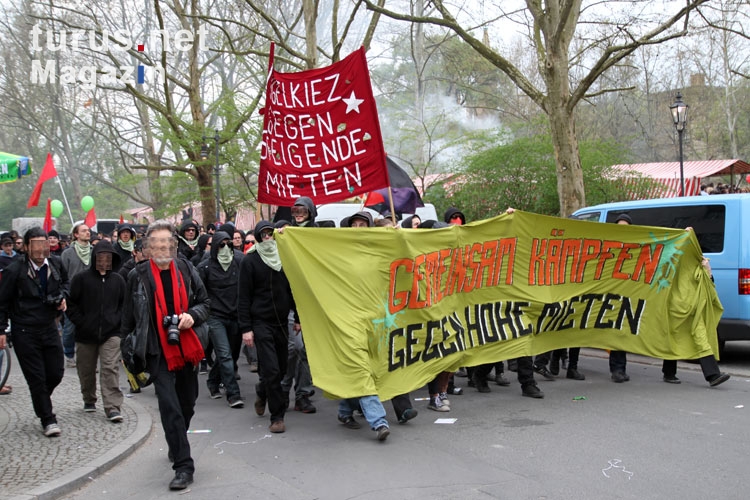 17 Uhr Demonstration am 1. Mai in Berlin Kreuzberg