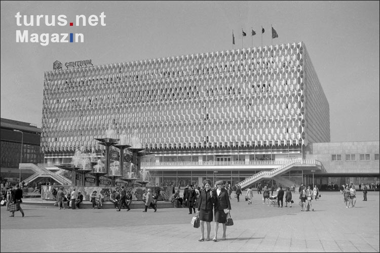 Centrum Warenhaus am Alexanderplatz, 1970