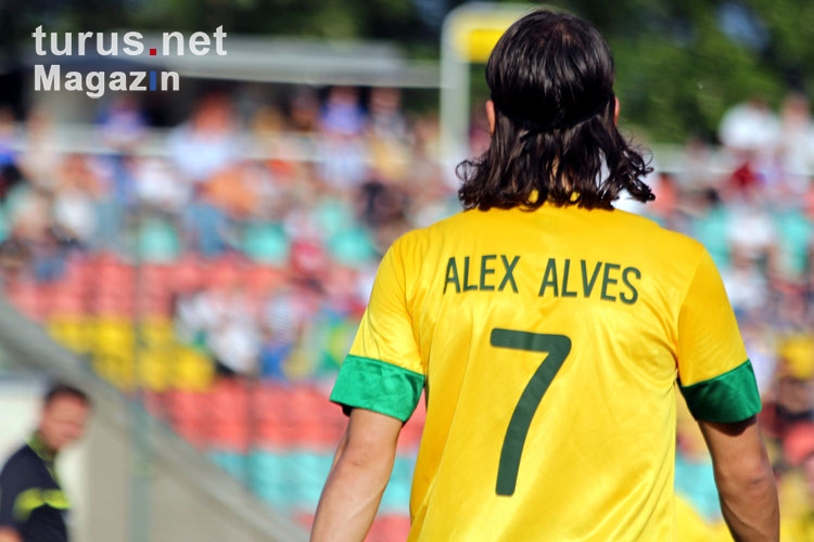 Benefizspiel für Alex Alves im Berliner Jahn Sportpark