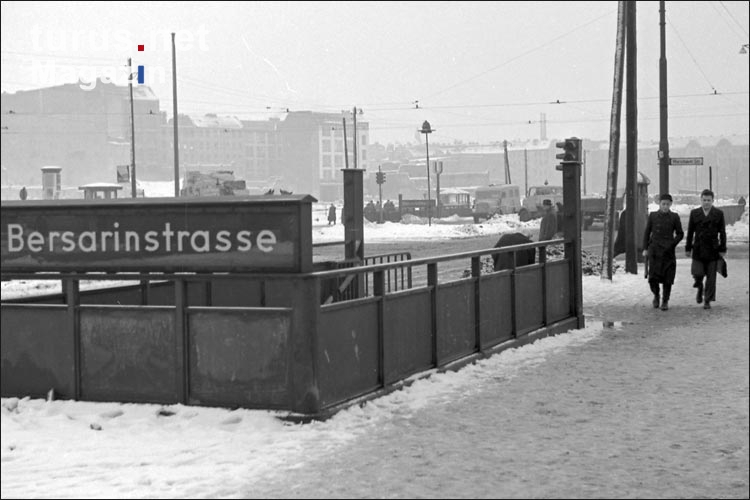 U-Bahnhof Bersarinstraße Anfang der 50er Jahre