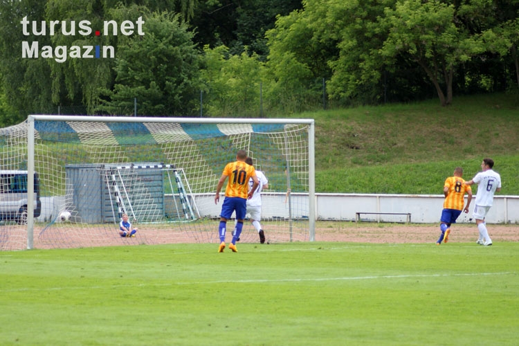 Marcel Ndjeng schießt ein Tor für Hertha BSC