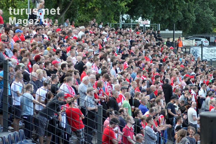 Fans des 1. FC Union Berlin zu Gast bei Babelsberg 03