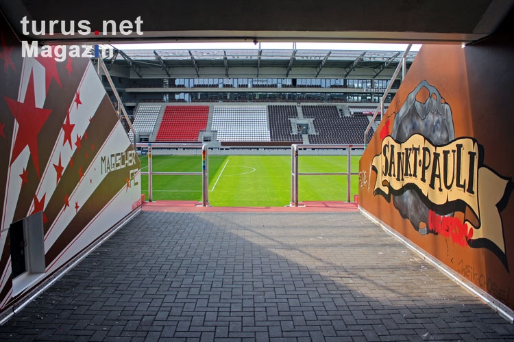 Verzierte Ränge des Millerntor Stadions des FC St. Pauli