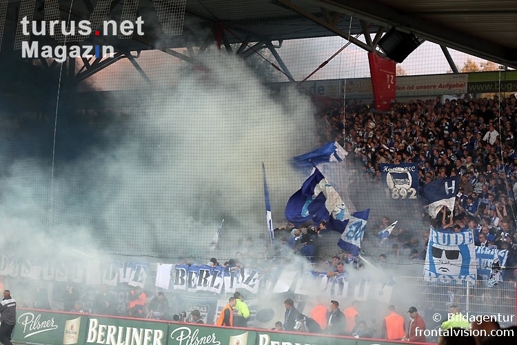 Mächtig Rauch im Gästeblock: Hertha BSC beim 1. FC Union Berlin