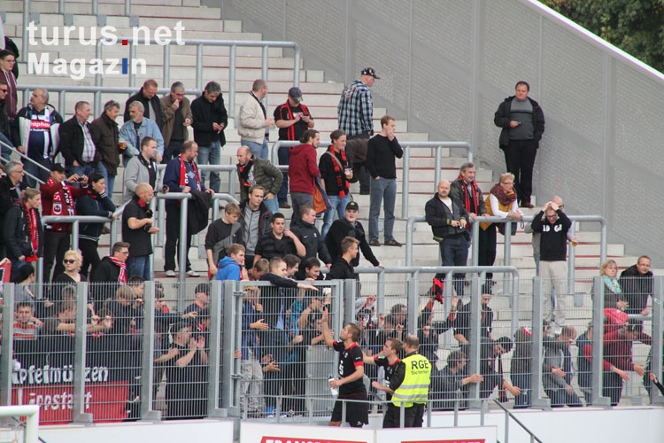 Lippstadt Fans und Spieler feiern in Essen