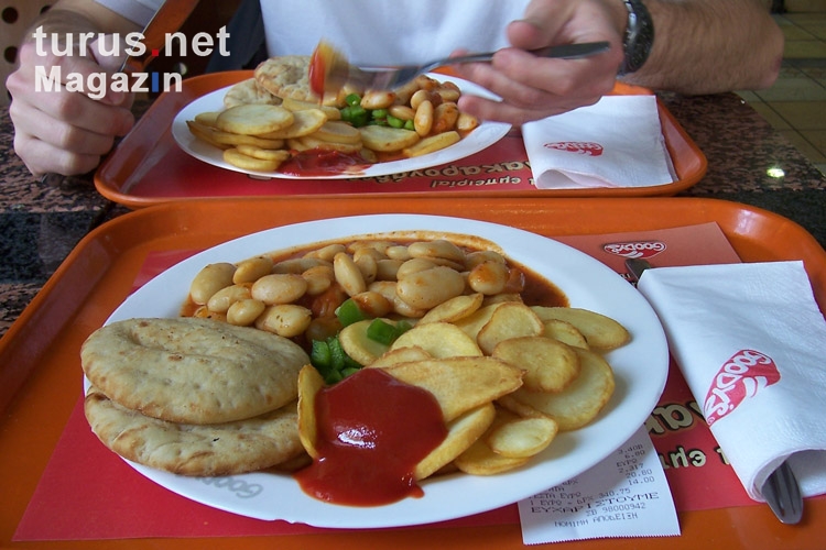 Karges Mahl in einem Fast Food Restaurant