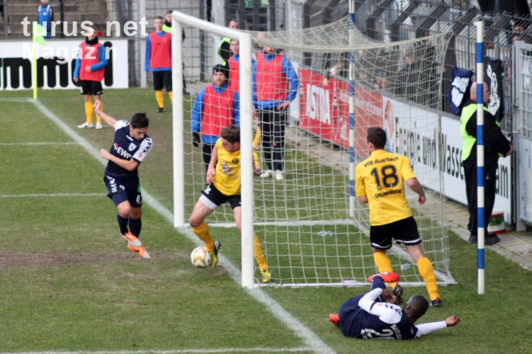 Babelsberg kriegt gegen Auerbach den Ball nicht rein