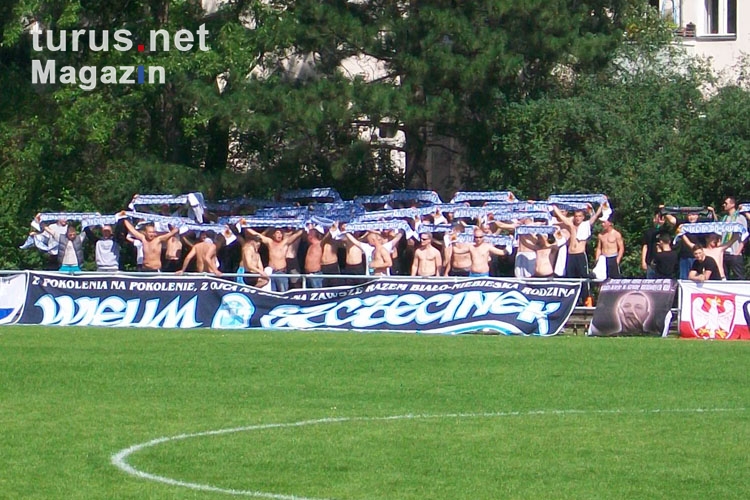 Klub Sportowy Wielim Szczecinek beim SV Blau Weiss Berlin