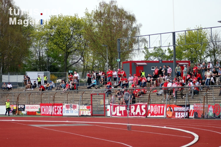RWE Fans zu Gast im Kölner Südstadion