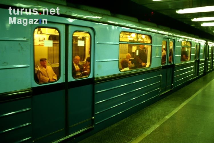 Metro in der ungarischen Hauptstadt Budapest