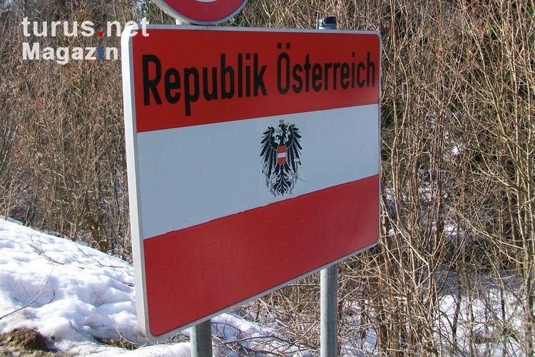 Willkommen in Österreich (Grenzübergang zur Slowakei)