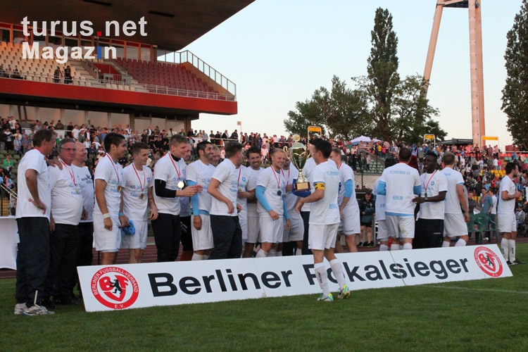FC Viktoria 1889 Berlin feiert Pokalsieg