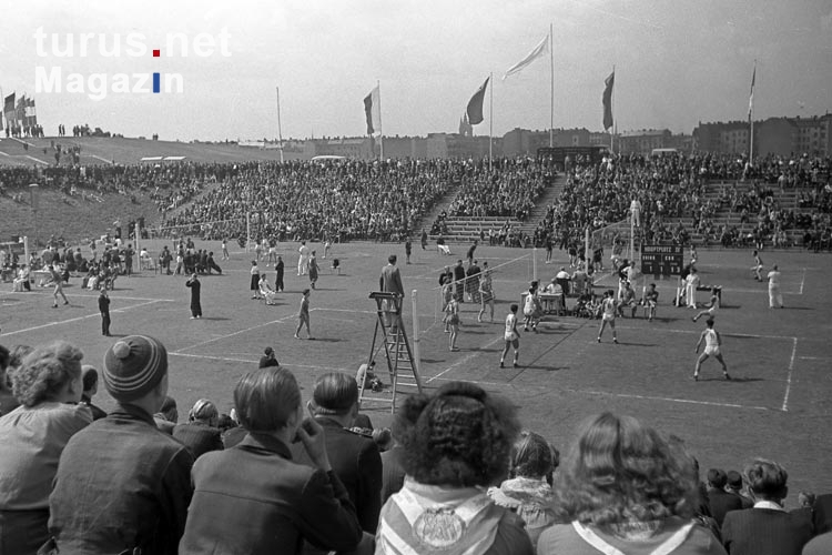 Volleyball im Cantianstadion, Ostberlin 1952