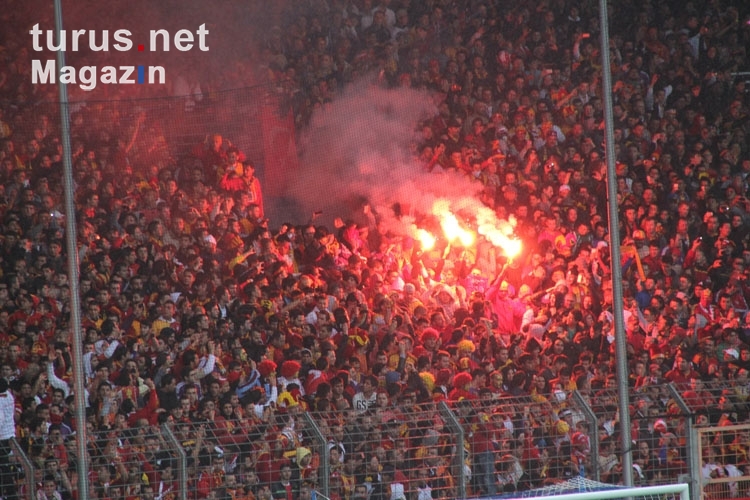 Galatasaray Fans Bengalos in Bochum