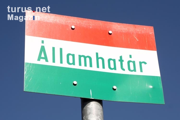 Allamhatar - Schild am Dreiländereck Ungarn, Österreich und Slowakei bei Deutsch-Jahrndorf