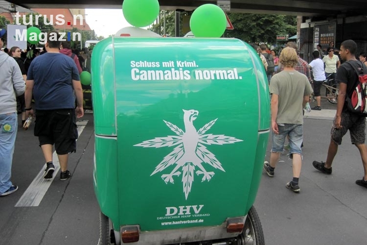 Hanfparade - Demonstration für die Legalisierung von Cannabis, Berlin, 06. August 2011