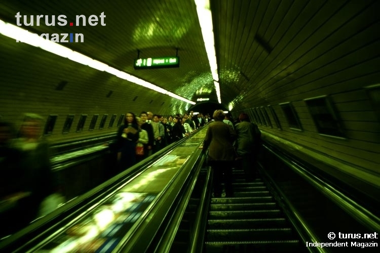 Metrostation in der ungarischen Hauptstadt Budapest