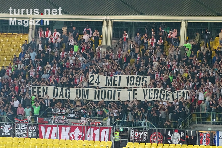 Ajax Amsterdam bei Rapid Wien