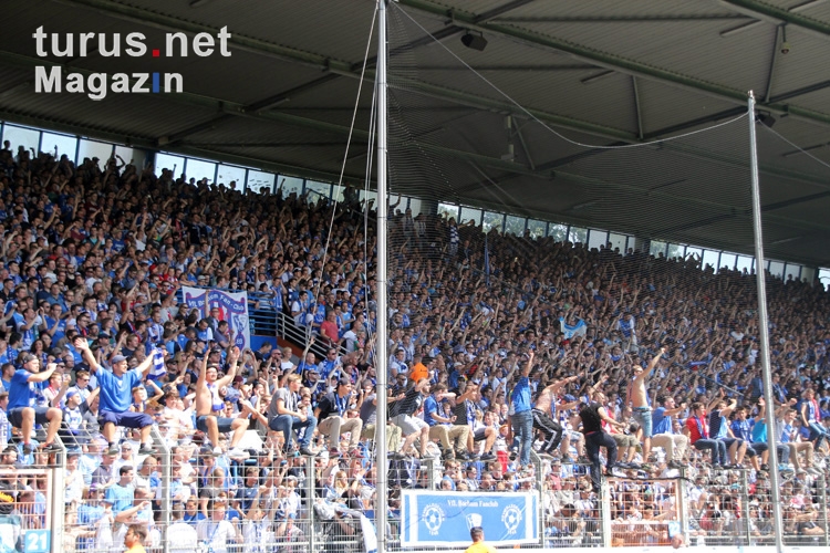 Bochum Fans feiern Sieg über Duisburg