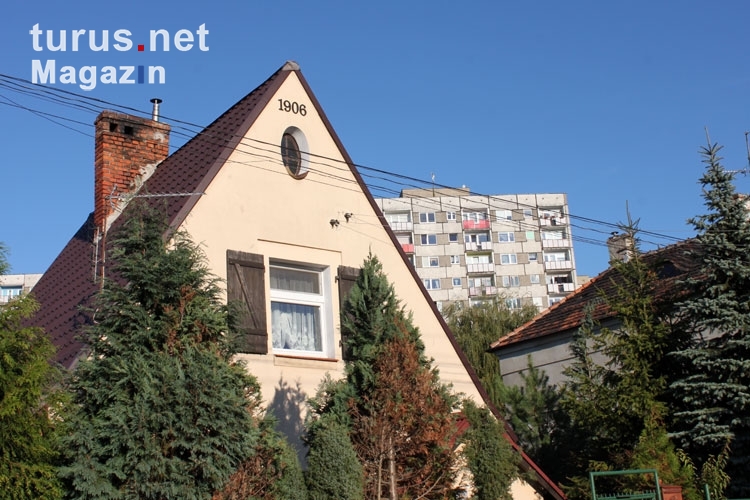 Generationen von Wohnhäusern in einem Wohngebiet in Poznan (Posen)