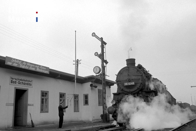 Dampflokomotive am Verschiebebahnhof von Bad Schandau in der DDR, 50er Jahre