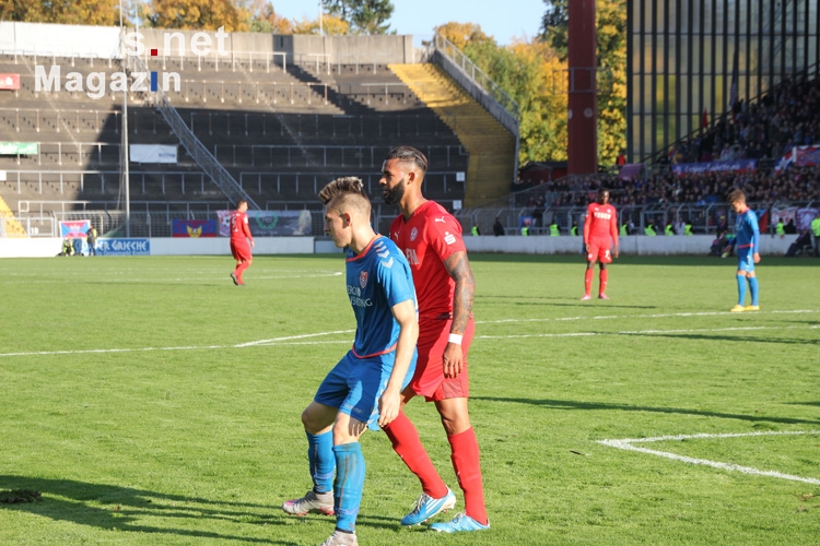 Spielszenen Niederrheinpokal KFC gegen RWE 2015