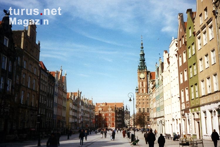 rekonstruierte Altstadt von Gdansk / Danzig, im Frühjahr 2000