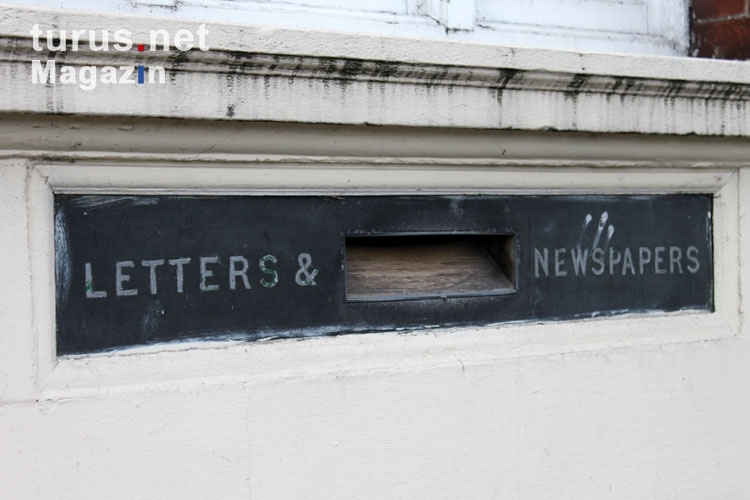 Letters & Newspapers