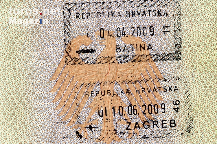 kroatische Einreisestempel im Reisepass, Batina (Zug) und Zagreb (Flugzeug), Kroatien / Hrvatska
