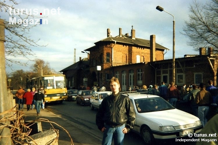 Bahnhof Leipzig-Leutsch 1994, auf dem Weg zum FC Sachsen Leipzig, Chemie ruft ...