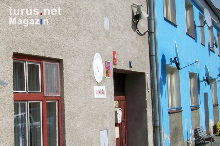 Hauswände in einer tschechischen Ortschaft