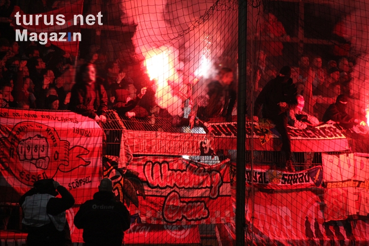 Pyroaktion Essen Fans in Ahlen April 2016