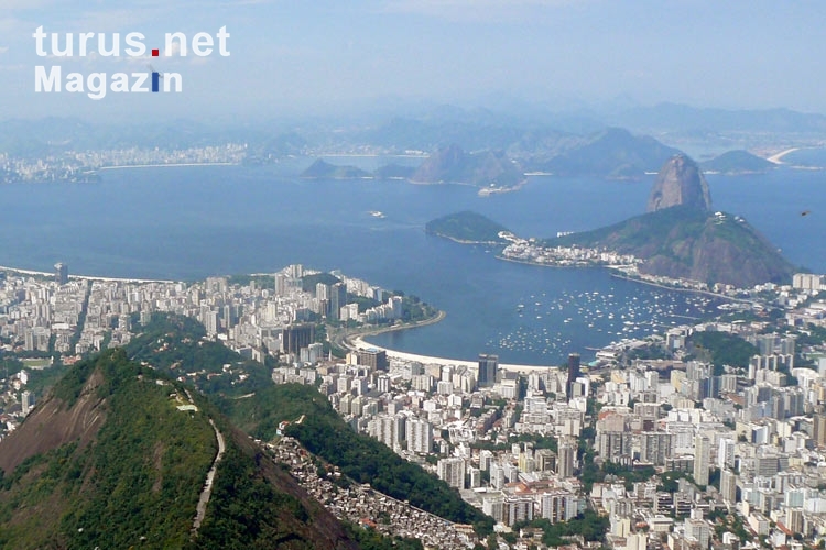 Rio de Janeiro - weltberühmter Blick auf die Bucht von Botafago und den Pão de Açucar / Zuckerhut
